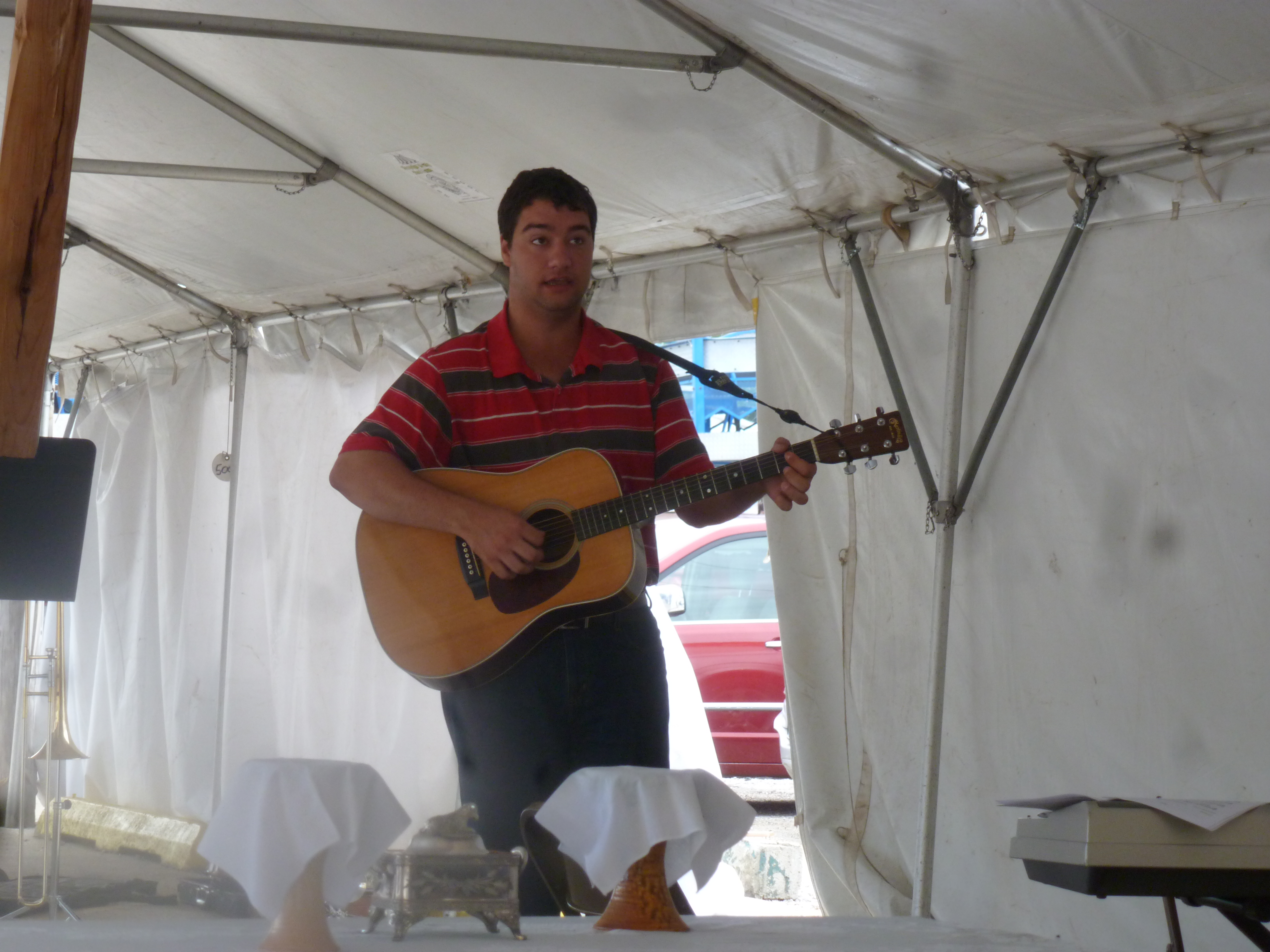 081416zachtentworship.jpg